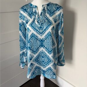 New York & Company Blue and White Geometric Blouse